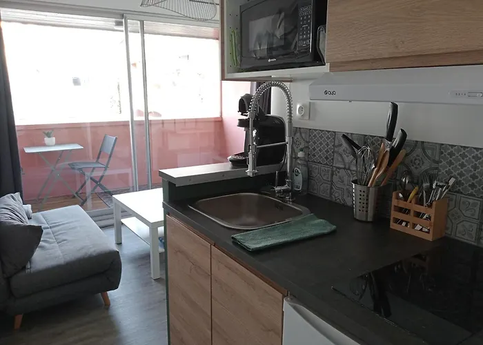 Petit Nid D'amour Agde